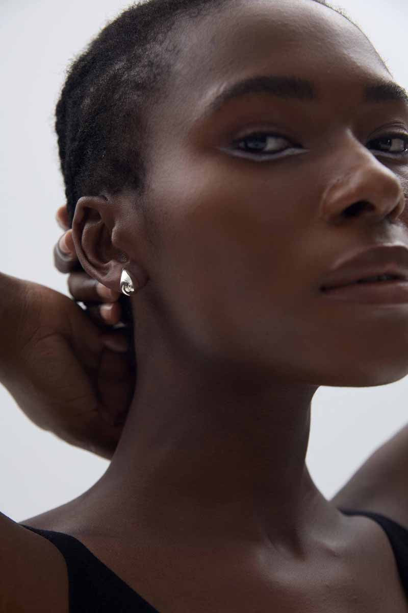 Women Hollow Simple Classic Minimalist Cute Mini Water Drop 18k Gold Plated S999 Sterling Silver Electroforming Stud Earrings