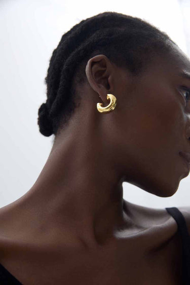 עגילי חישוק גדולים כסף 999 חלולים – בציפוי זהב צהוב 18k או גימור כסוף$